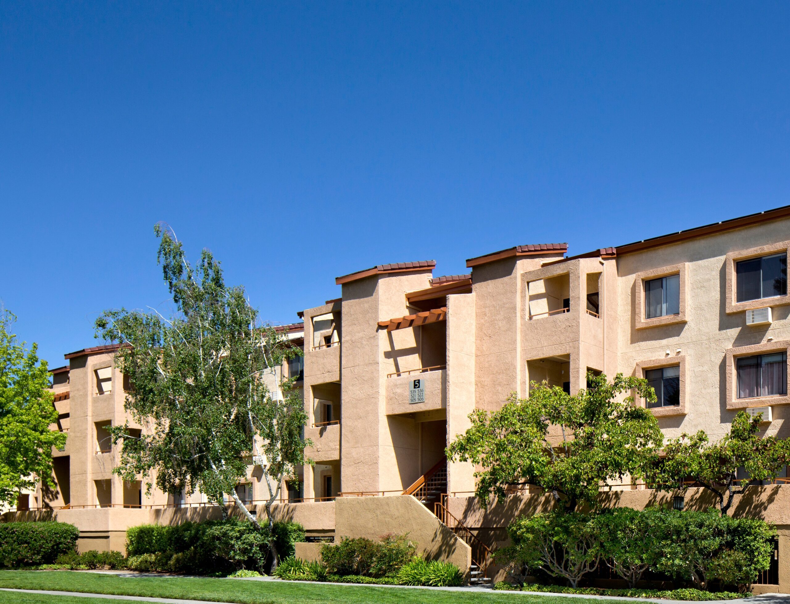 City, Apartment Building, Architecture